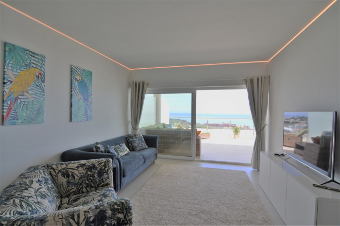 Qlistings Apartment - Middle Floor in Fuengirola, Costa del Sol image 4
